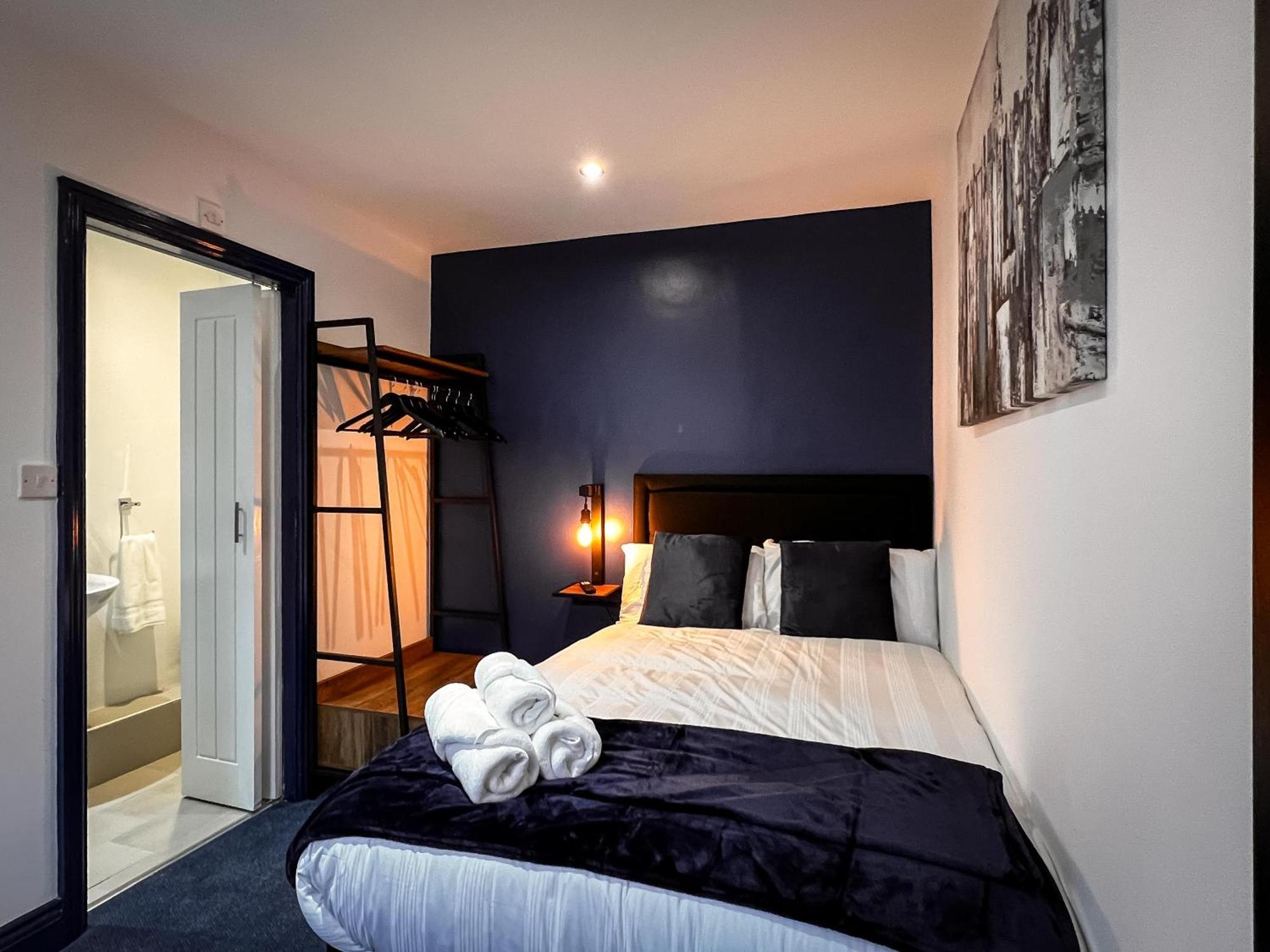Newly Refurbished 6 Person En-Suite Apartment Tyne & Wear Newcastle Upon Tyne Killingworth Ngoại thất bức ảnh