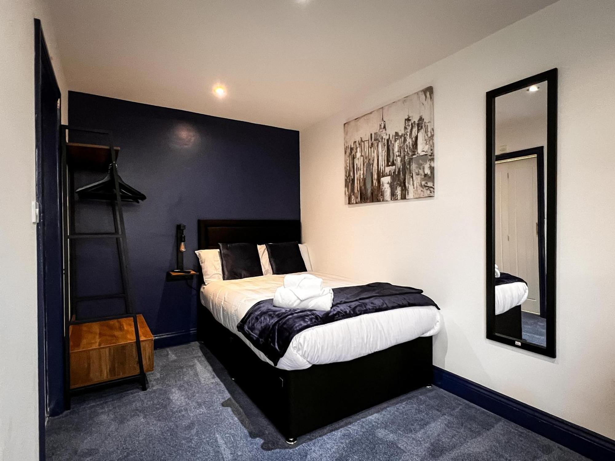 Newly Refurbished 6 Person En-Suite Apartment Tyne & Wear Newcastle Upon Tyne Killingworth Ngoại thất bức ảnh